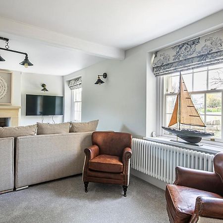 The Belle - A Lovingly Converted Grade II Listed Home From Home In Bakewell Ngoại thất bức ảnh